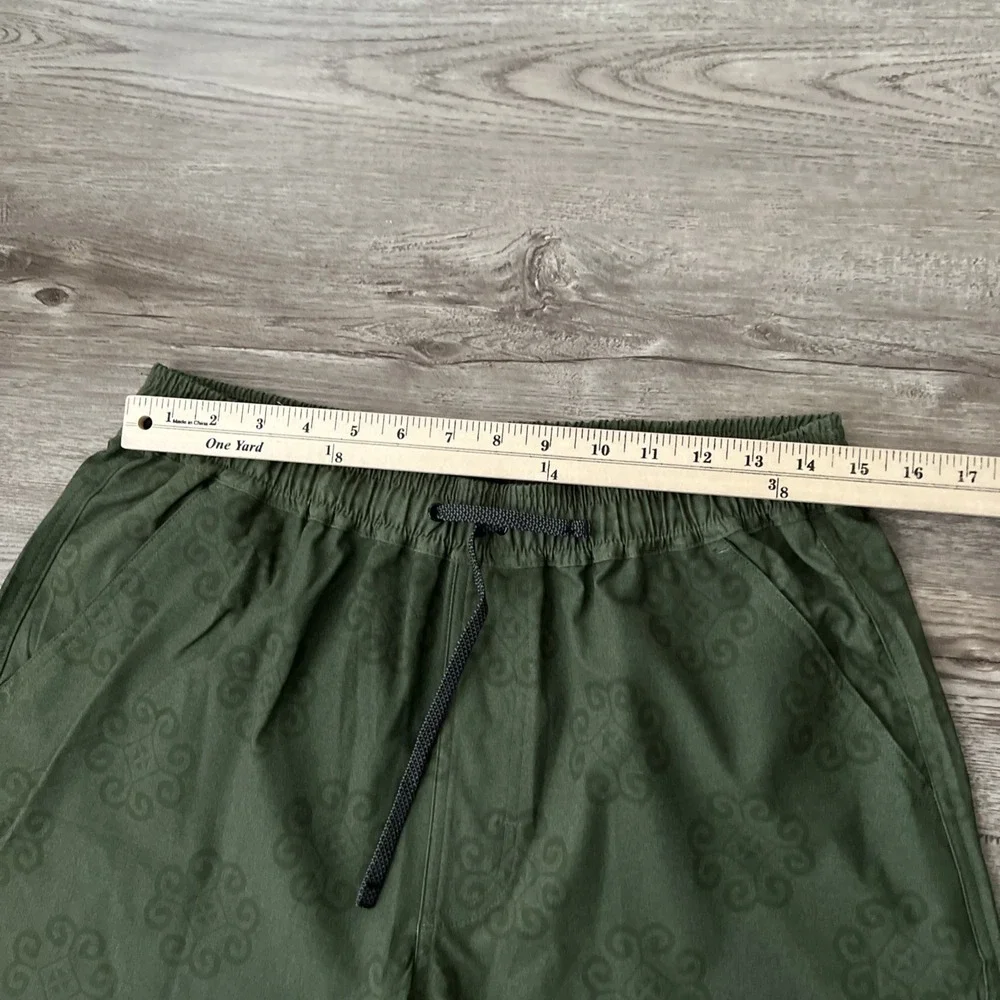 Drifter Surf Board Shorts Mens XL Green Geometric Pattern Elastic Waist Casual